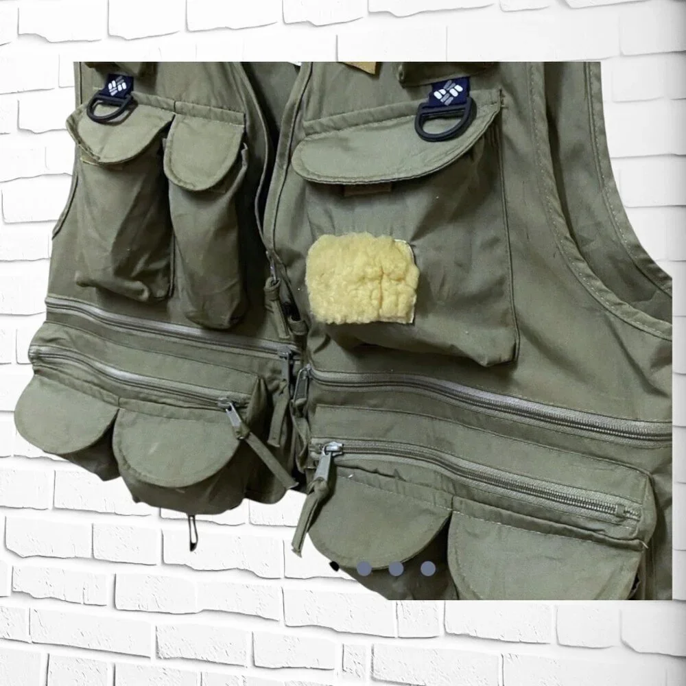 Vintage Columbia Sportswear Green Utility Vest – Timeless Outdoor Style!  Med - Picture 4 of 9